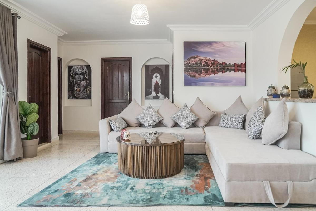Ocean Breeze 2BR Escape Walk to the Waves - Housity