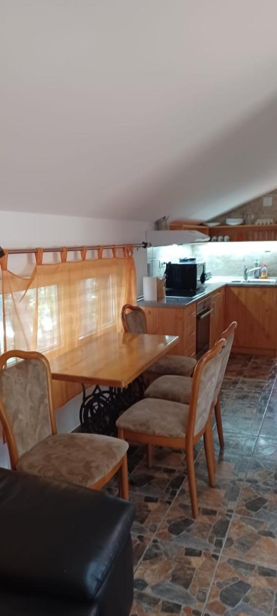 Vikendica Sofia - Housity