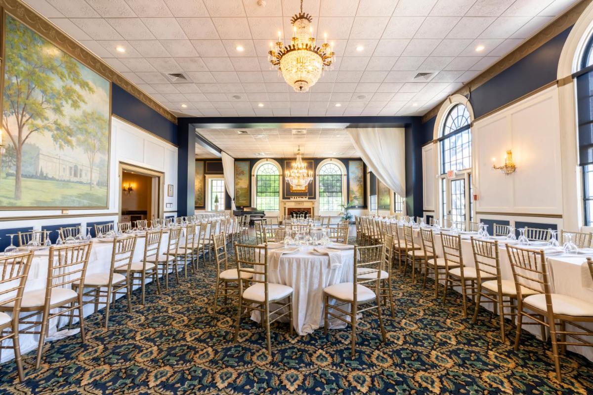 Inn on Broadway - Housity