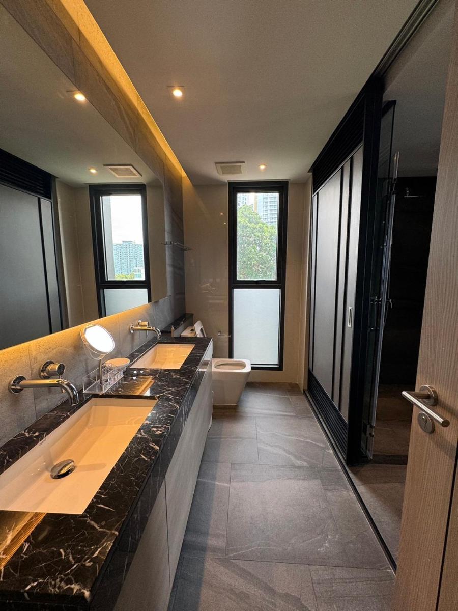 Amazing Large Studio with Sea view Near Beach - Hizvo