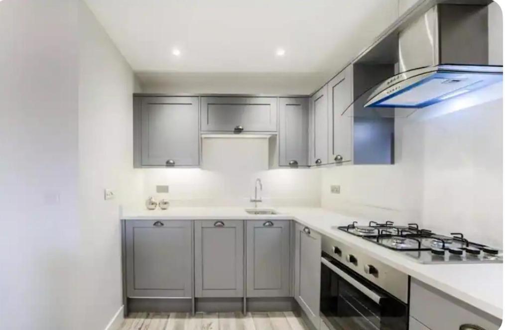 A luxurious escape from the City - Housity