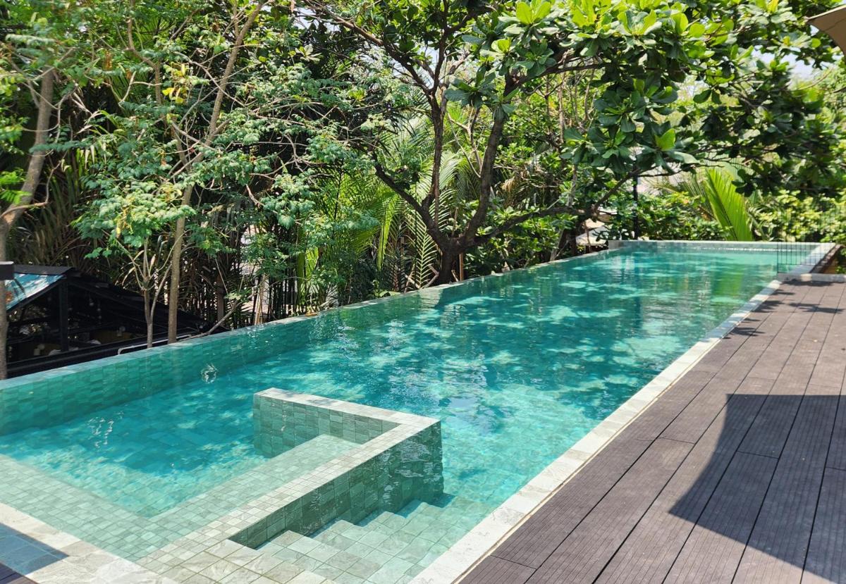 Hiddenwoods - Housity