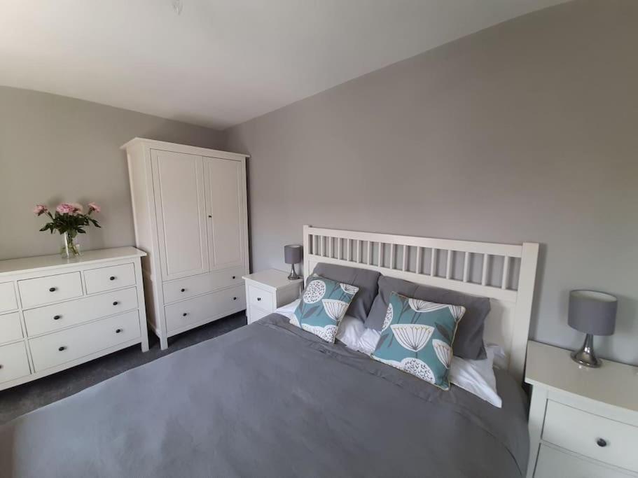 Private flat in Stannington - Housity