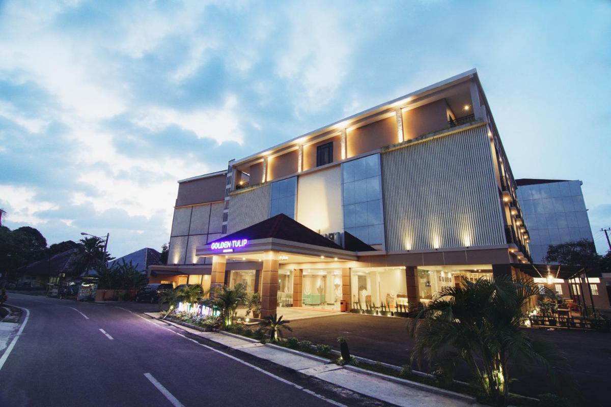 Golden Tulip Essential Belitung - Housity