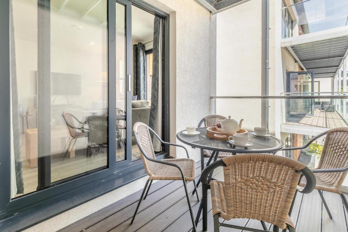 6 Putsborough - Luxury Apartment at Byron Woolacombe, only 4 minute walk to Woolacombe Beach! - Housity