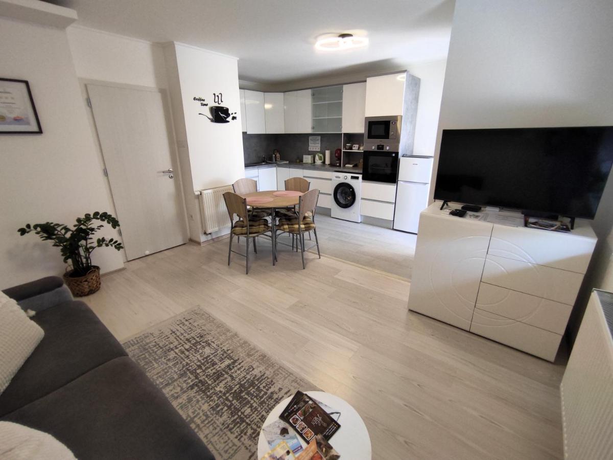 BlankApartman - Housity
