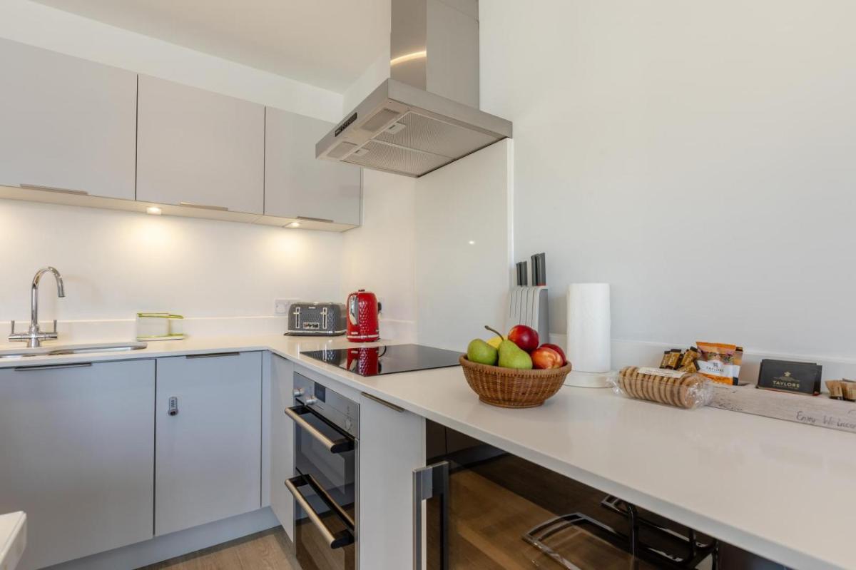 20 Woolacombe East - Luxury Apartment at Byron Woolacombe, only 4 minute walk to Woolacombe Beach! - Housity