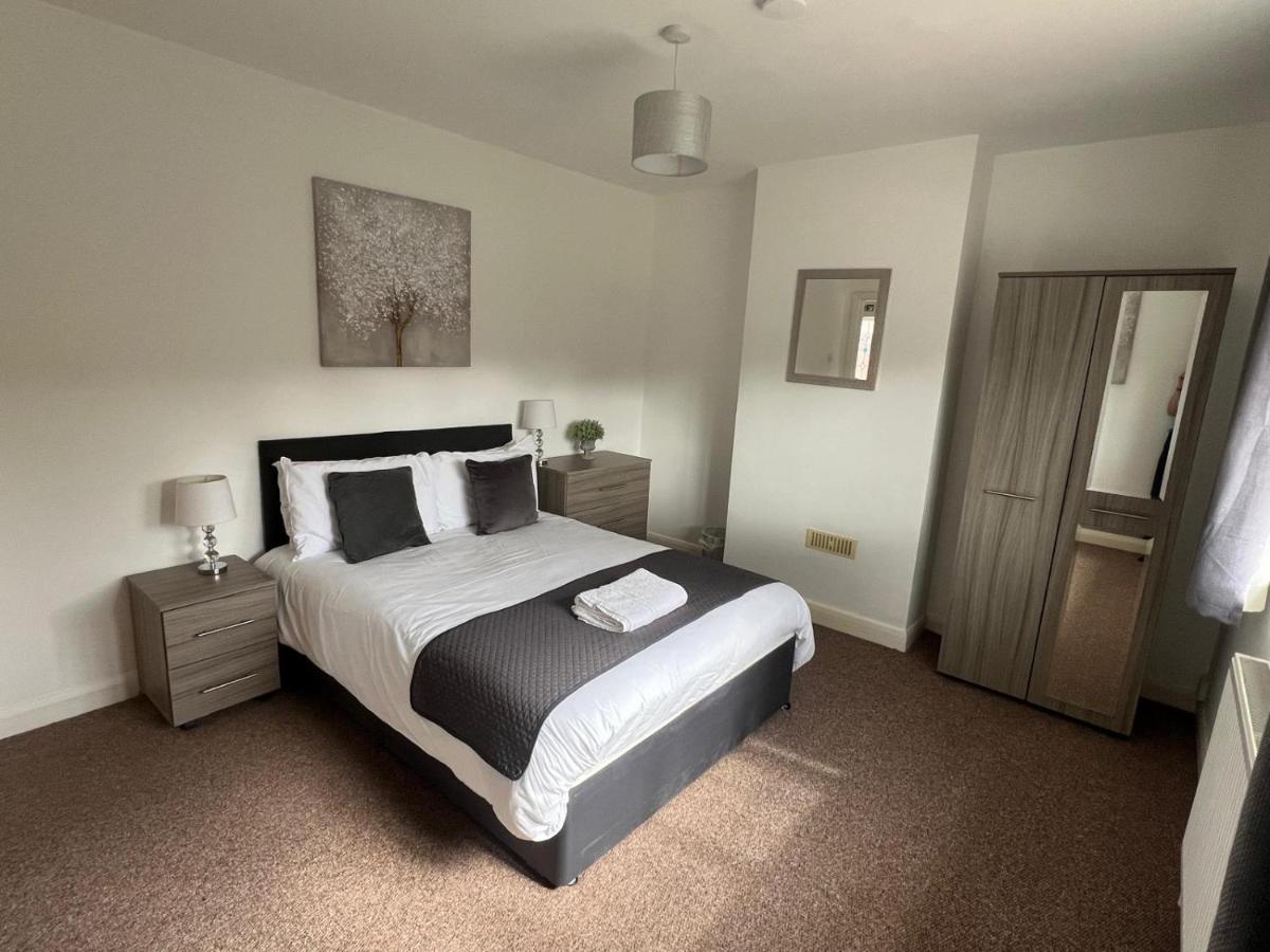 Stafford House - Housity