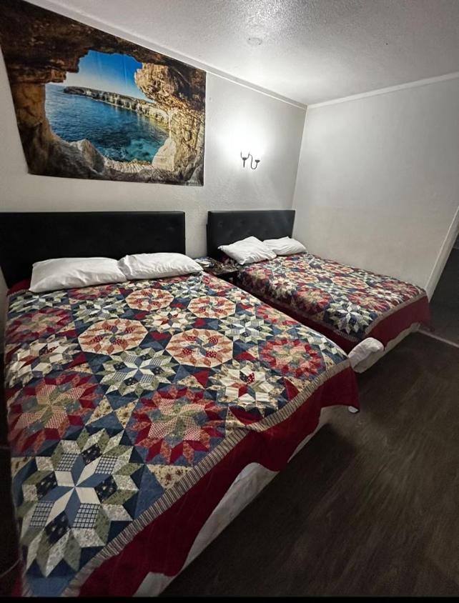 Anchor Motel & RV Park - Housity