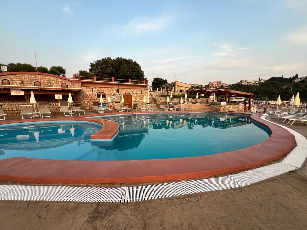 Apartments Delcheva - Housity