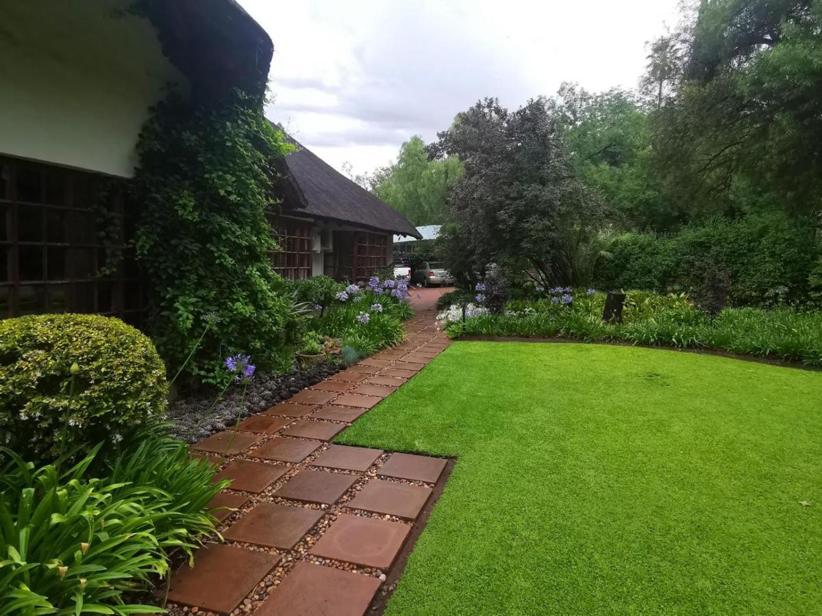 De Witt'e Guest House - Housity
