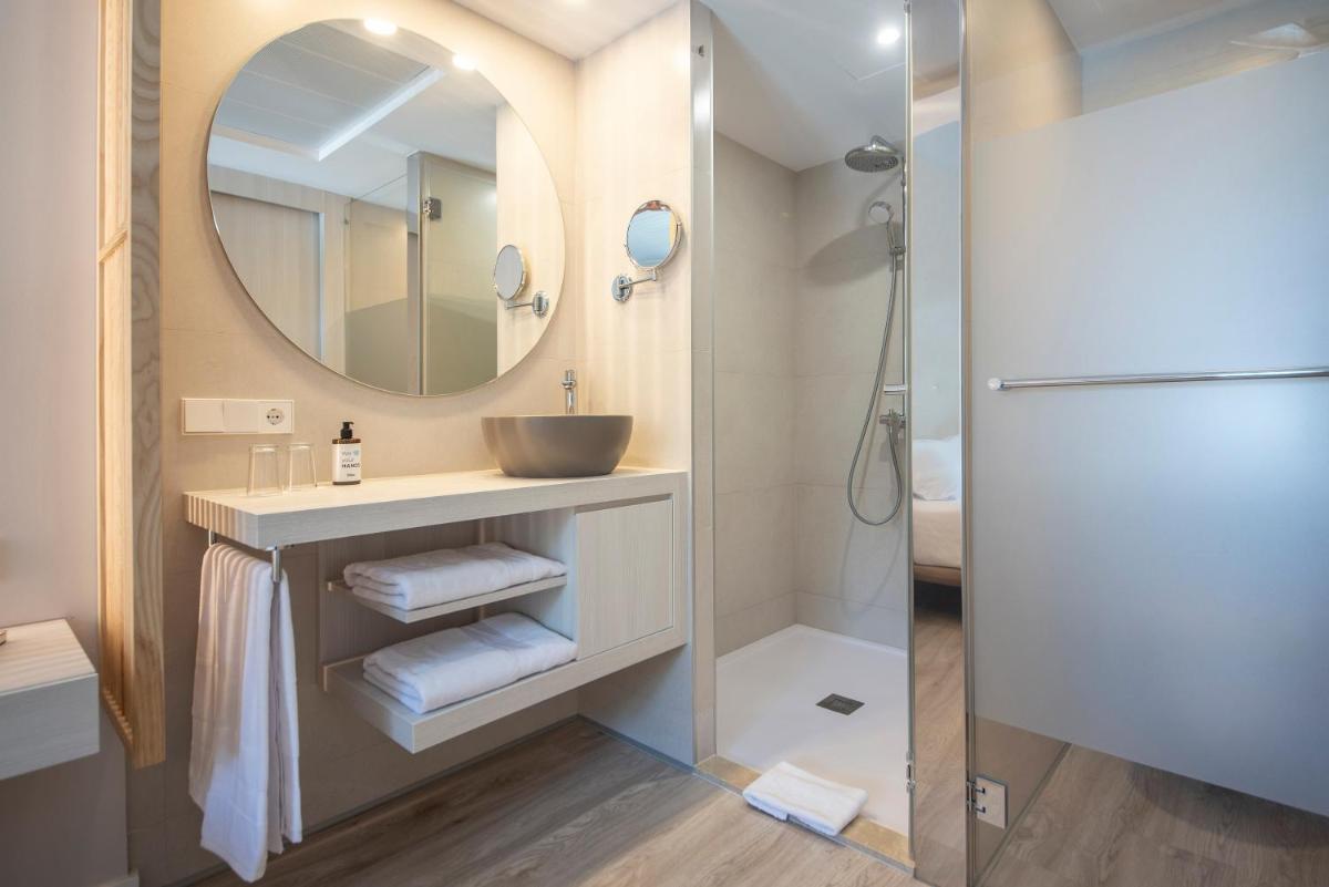 Un baño de Blau Colònia Sant Jordi