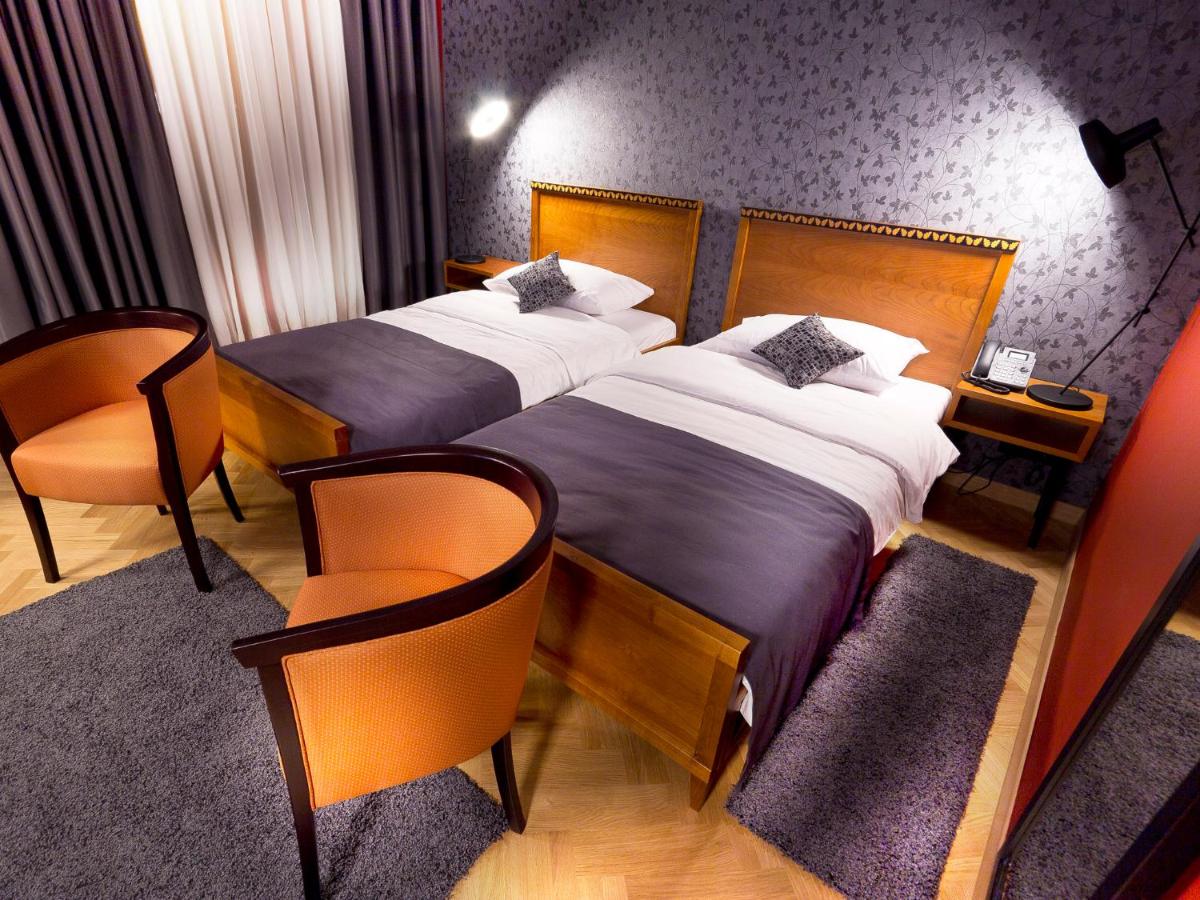 Park Boutique Hotel - Housity