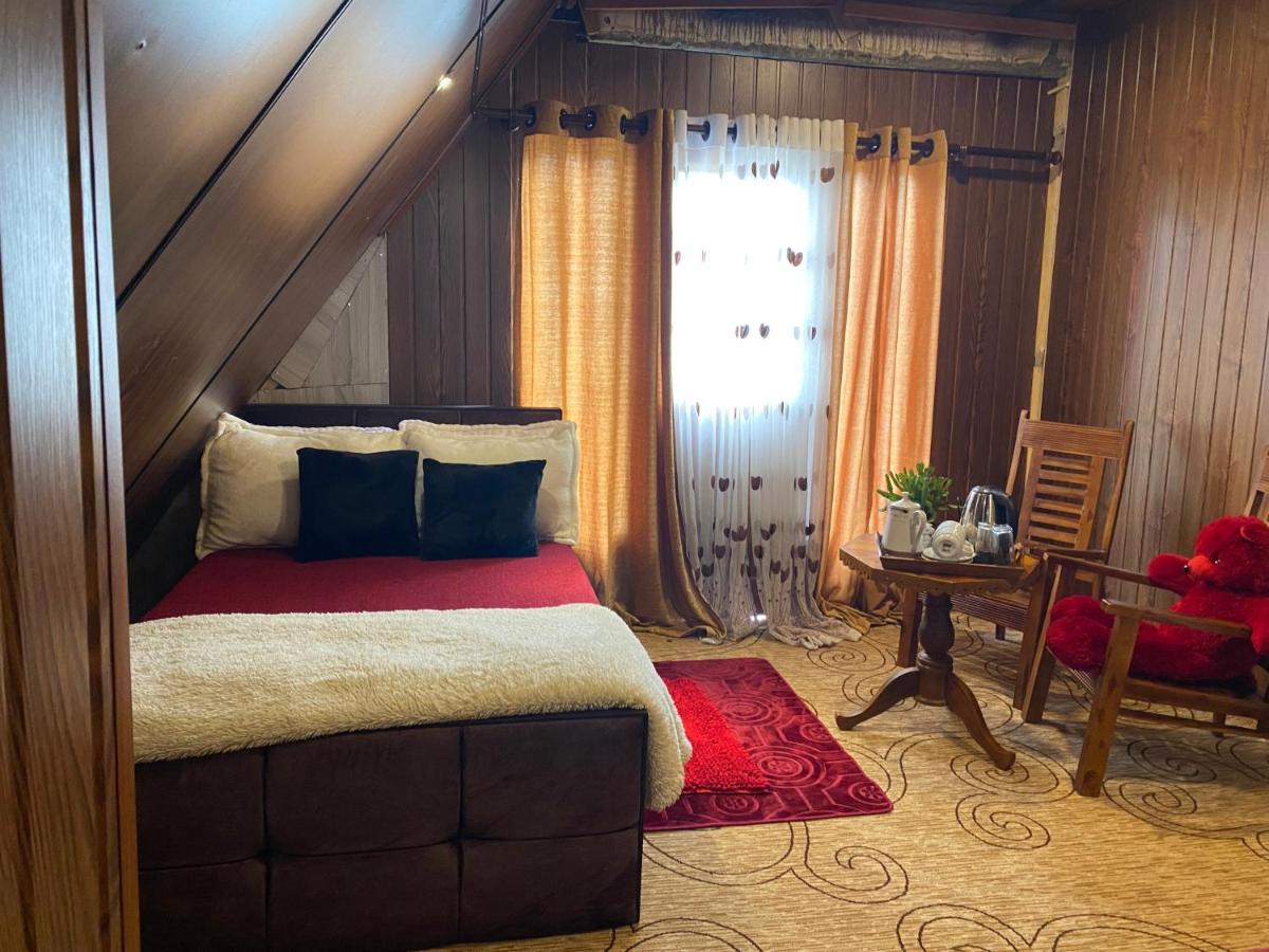 Keena wood cabin - Housity