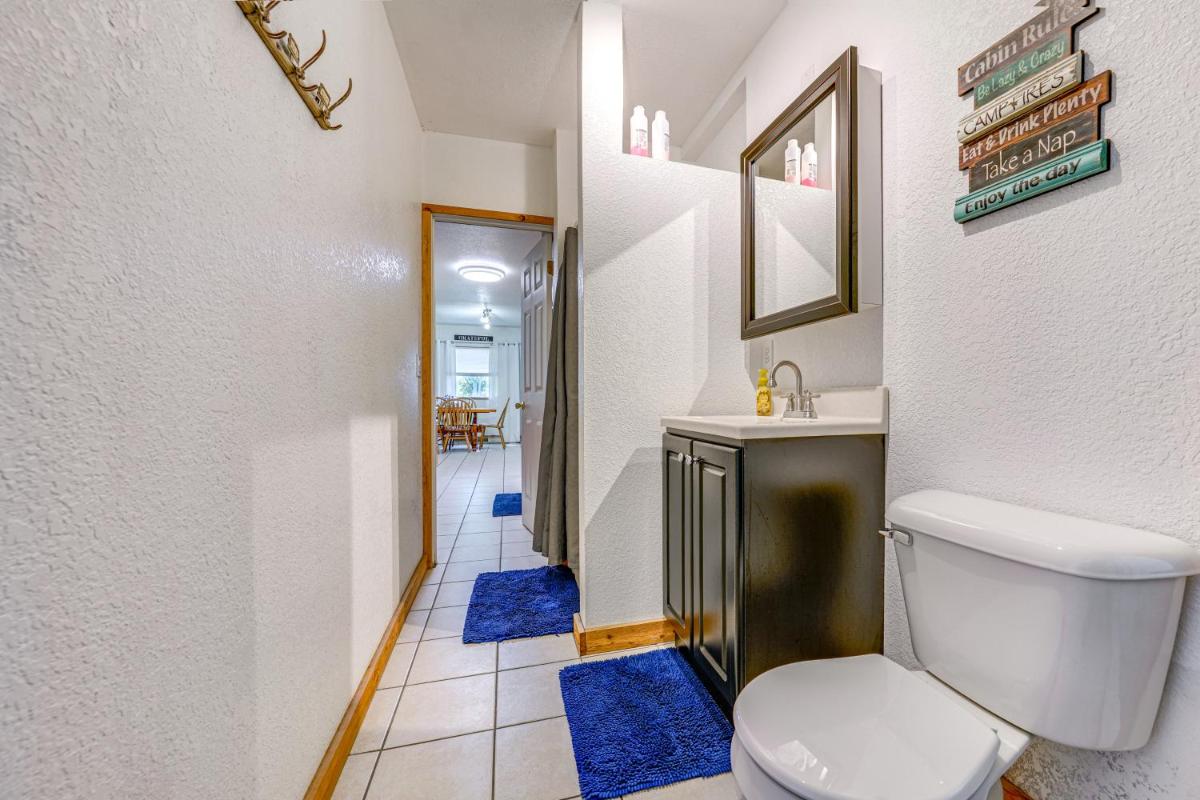 Riverfront Dixon, Illinois, Vacation Rental! - Housity
