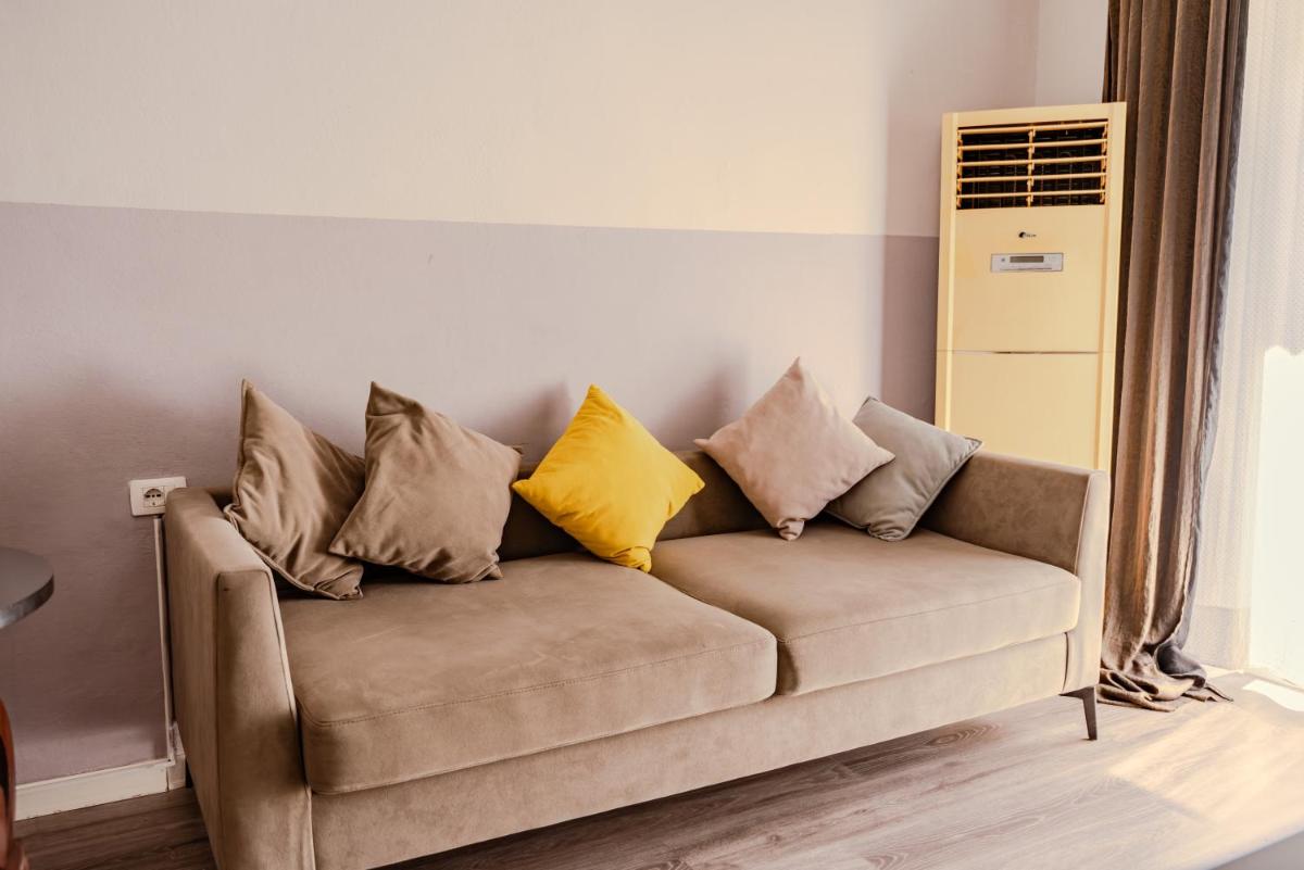 Bejart Apartment 1 - Housity