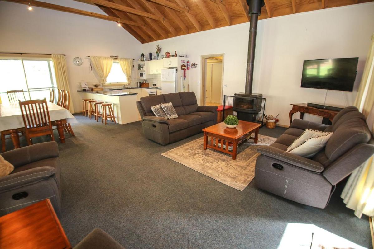 Camellia Lodge - Housity