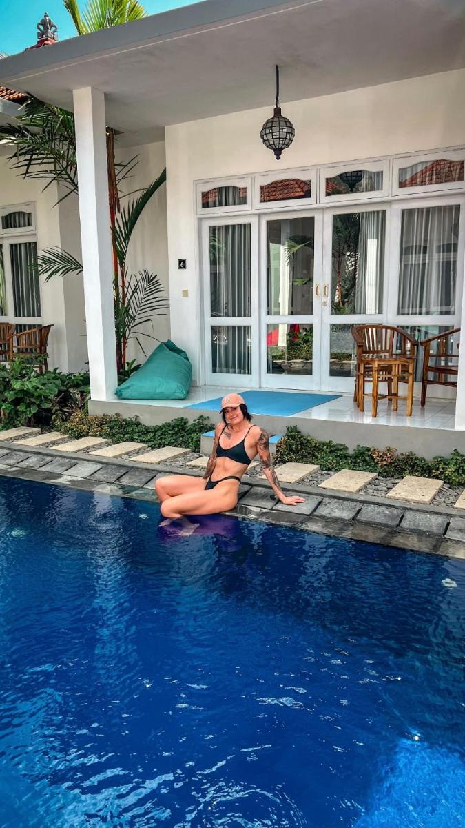 Bali Stuti Jimbaran Inn - Housity