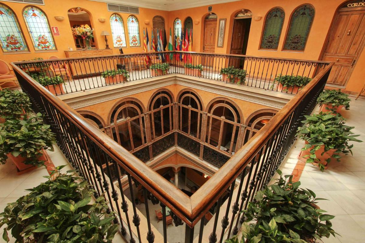 Hotel Alabardero - Housity