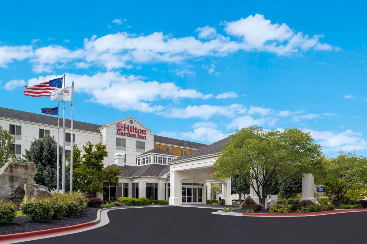 Hilton Garden Inn Boise Spectrum - Housity