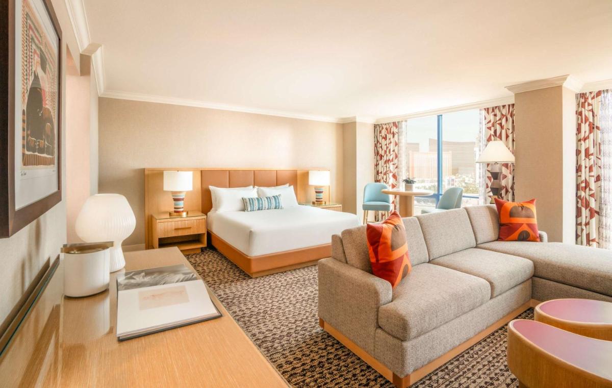 Rio Hotel & Casino, a Destination by Hyatt Hotel - Housity