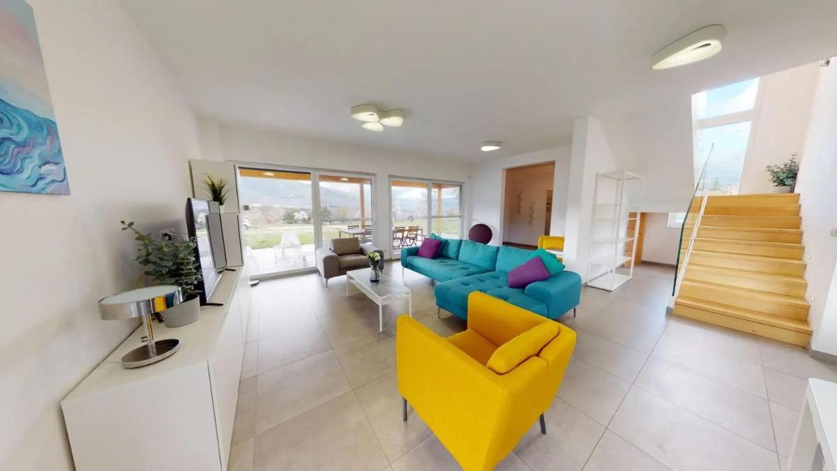 5 bedrooms house with furnished garden and wifi at Corfinio - Housity