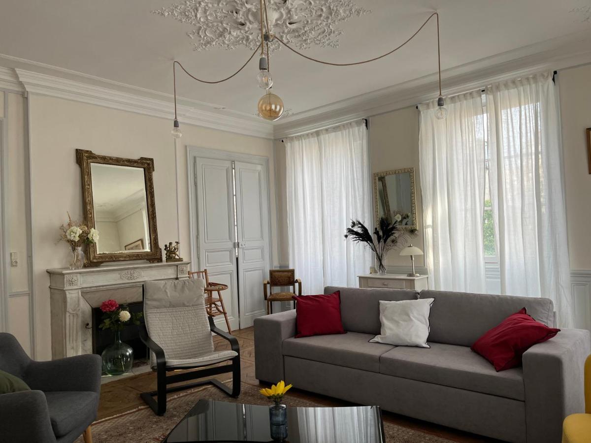 La Villa Louana 1 Appartement 160m2 sobriété,élégance en cœur de ville - Housity