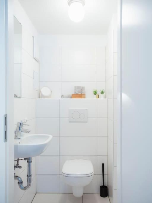 4-Zimmer-Apartment - Messe - Airport - Tiefgarage - 3-Schlafzimmer - Küche - Housity