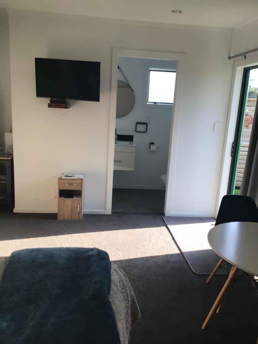 Raz & Louises bnb - Hizvo