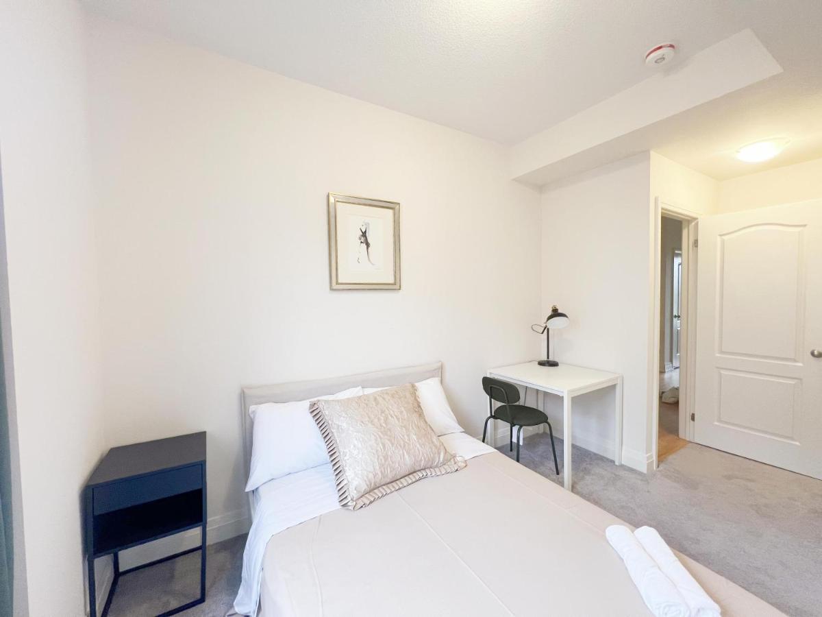 Stylish Home at Markham city TownCenter Hwy7&Warden unionville - Housity