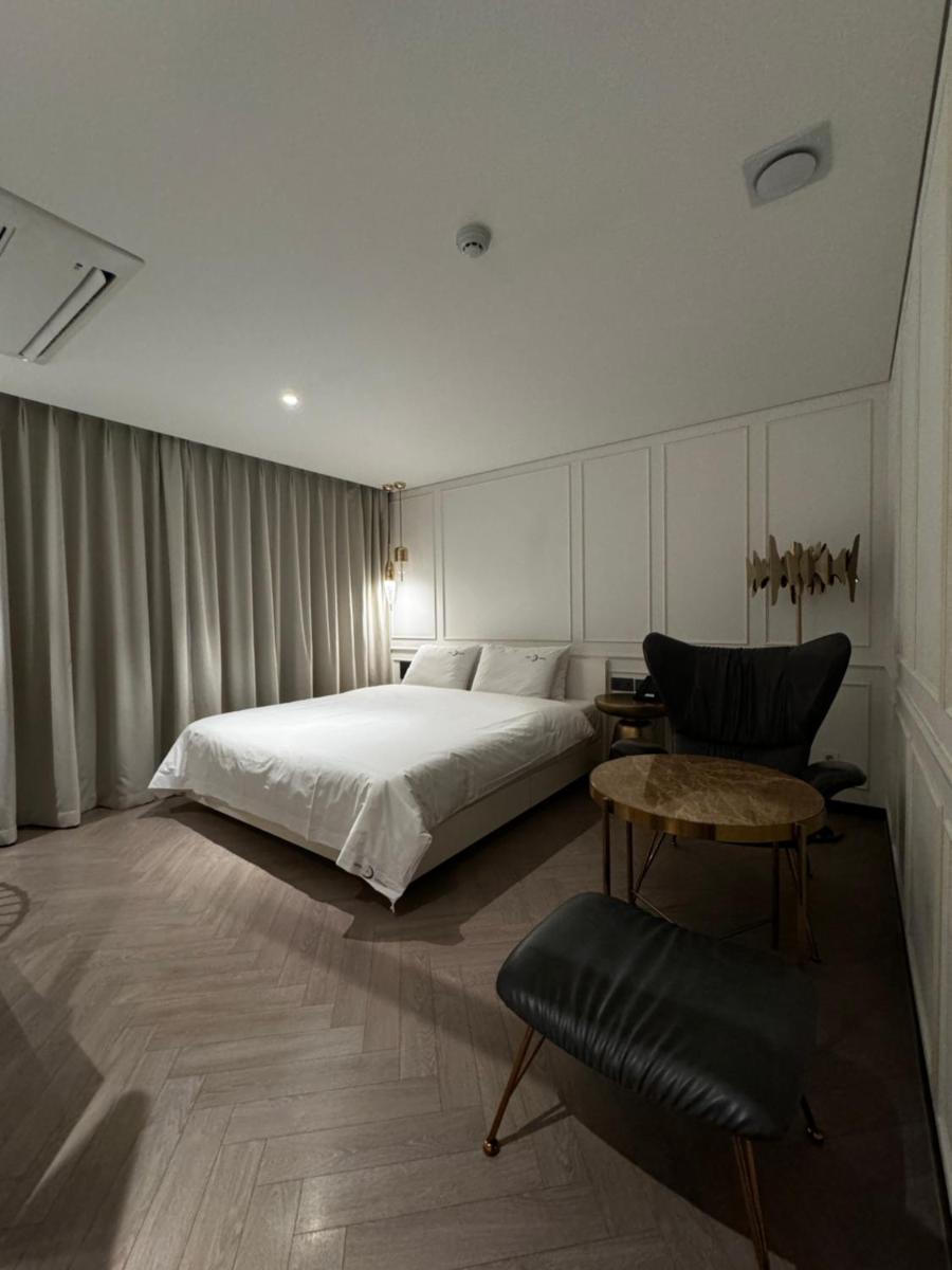 Lesign Hotel - Housity