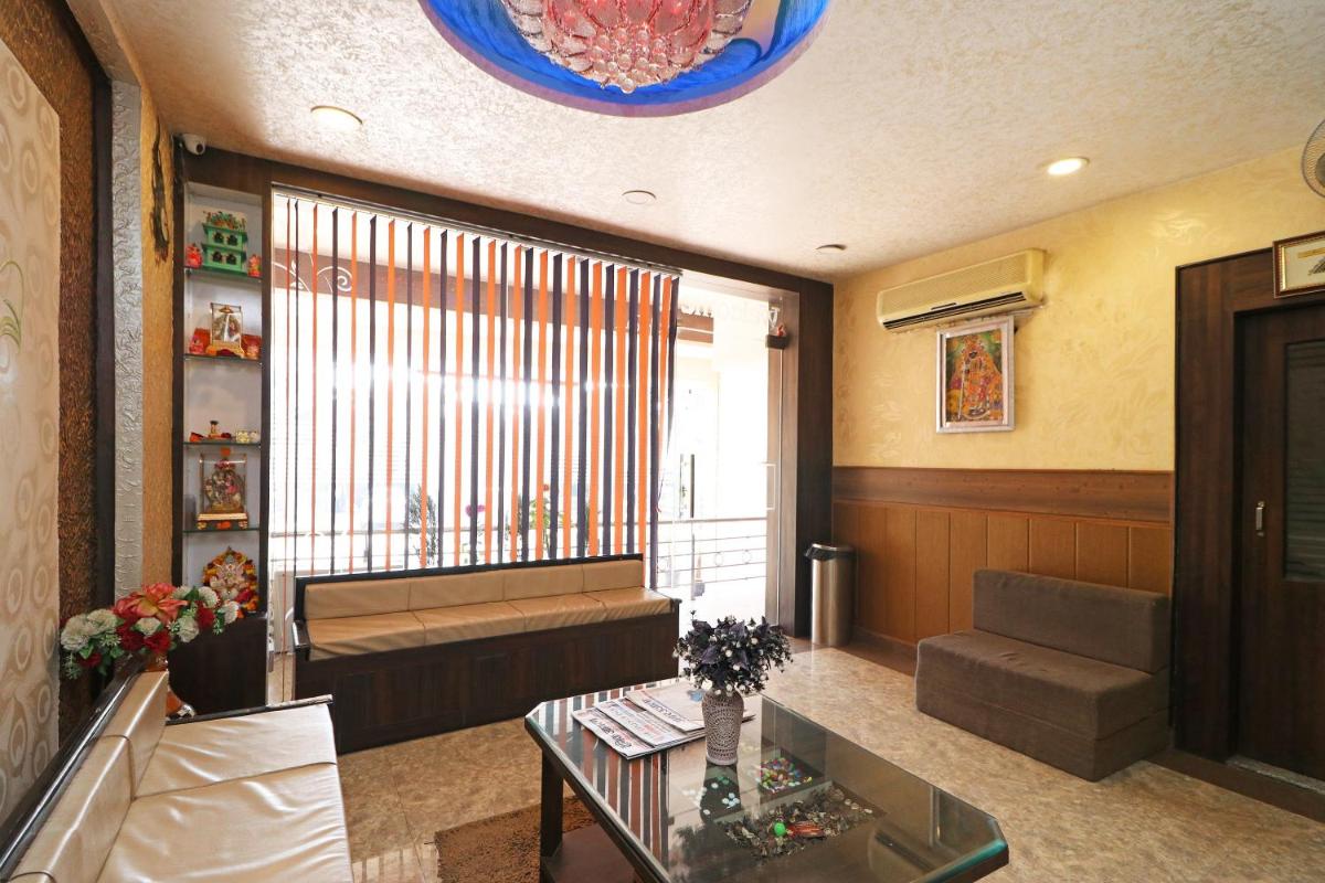 Hotel O Myraa - Housity