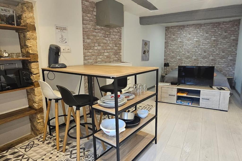 STUDIO DANS LA BRENNE ! - Housity