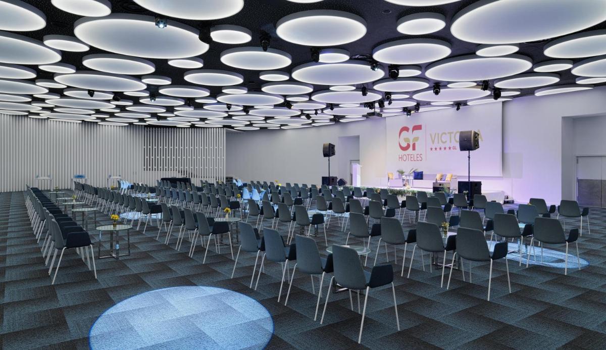 Zona business o sala de conferencias en GF Victoria