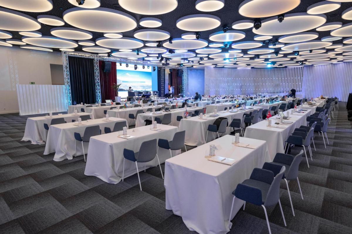 Zona business o sala de conferencias en GF Victoria