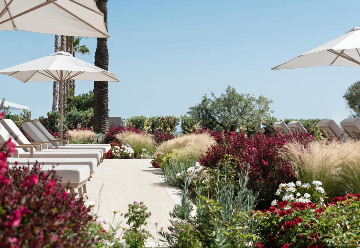 Jardín al aire libre en Ikos Andalusia