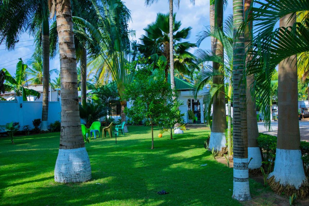 Tropical Paradise Villa in Dar Es Salaam - Housity