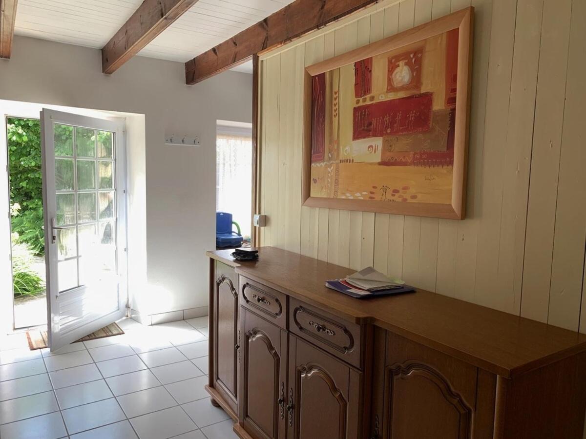 Lake Cottage, In A Small Village - Housity
