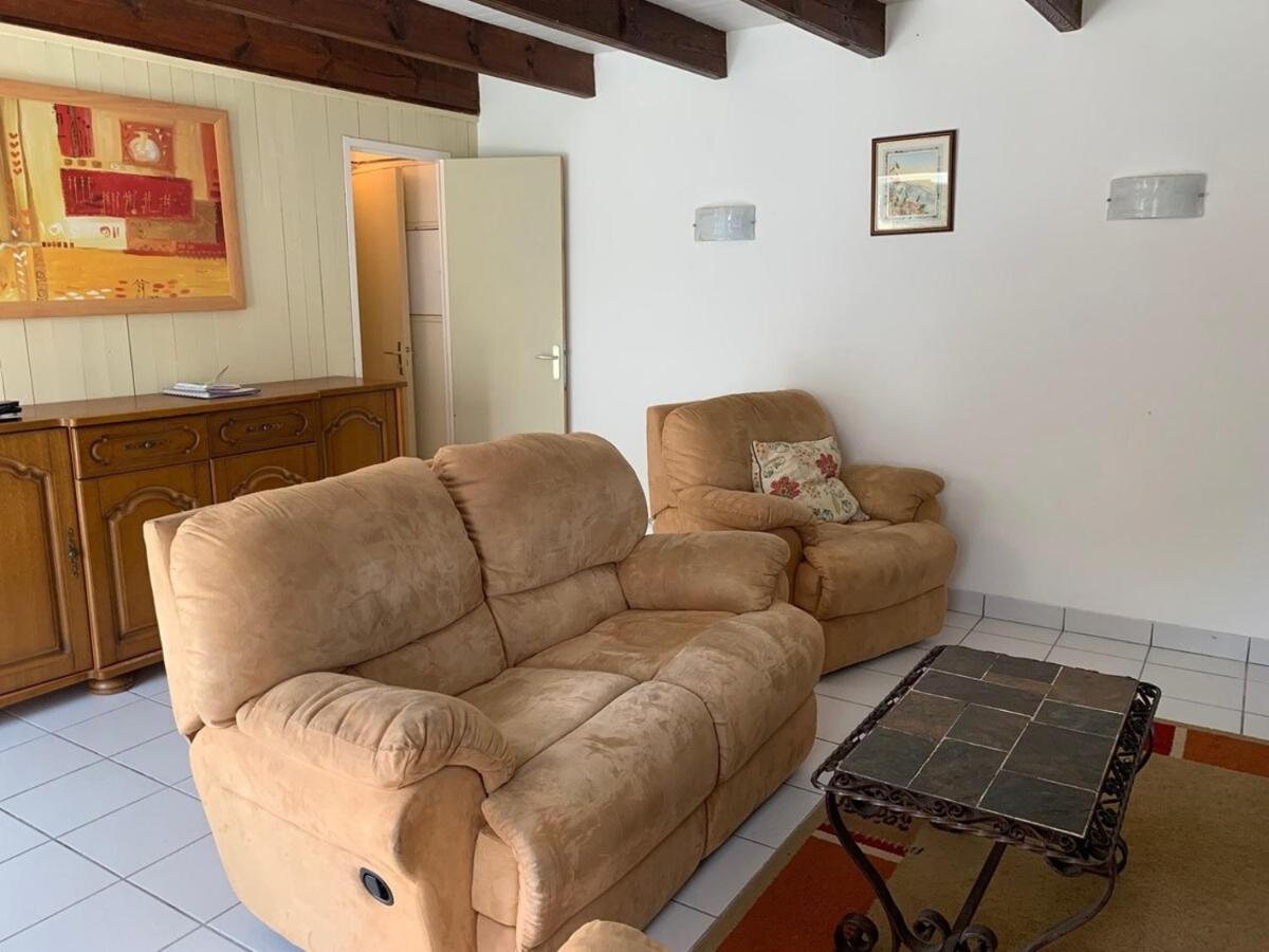 Lake Cottage, In A Small Village - Housity