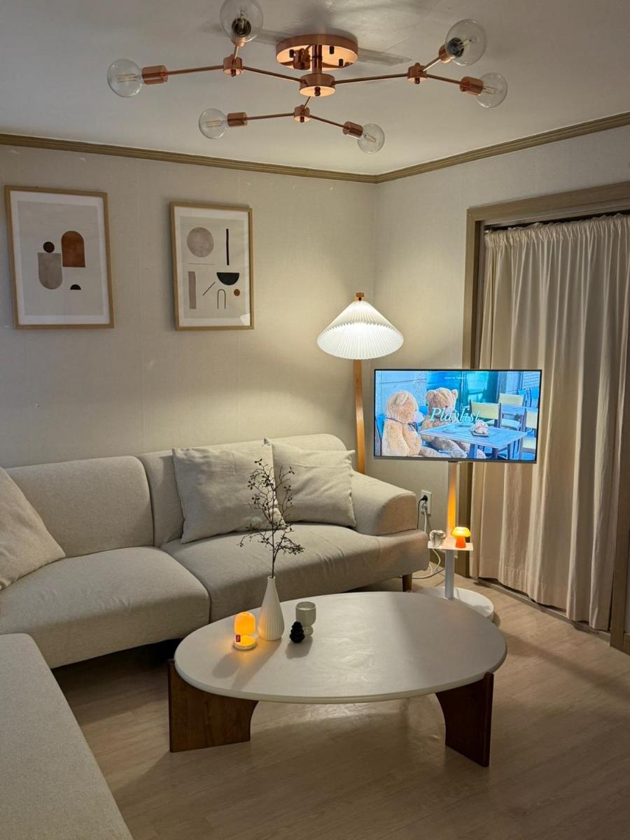 Koon House - Housity