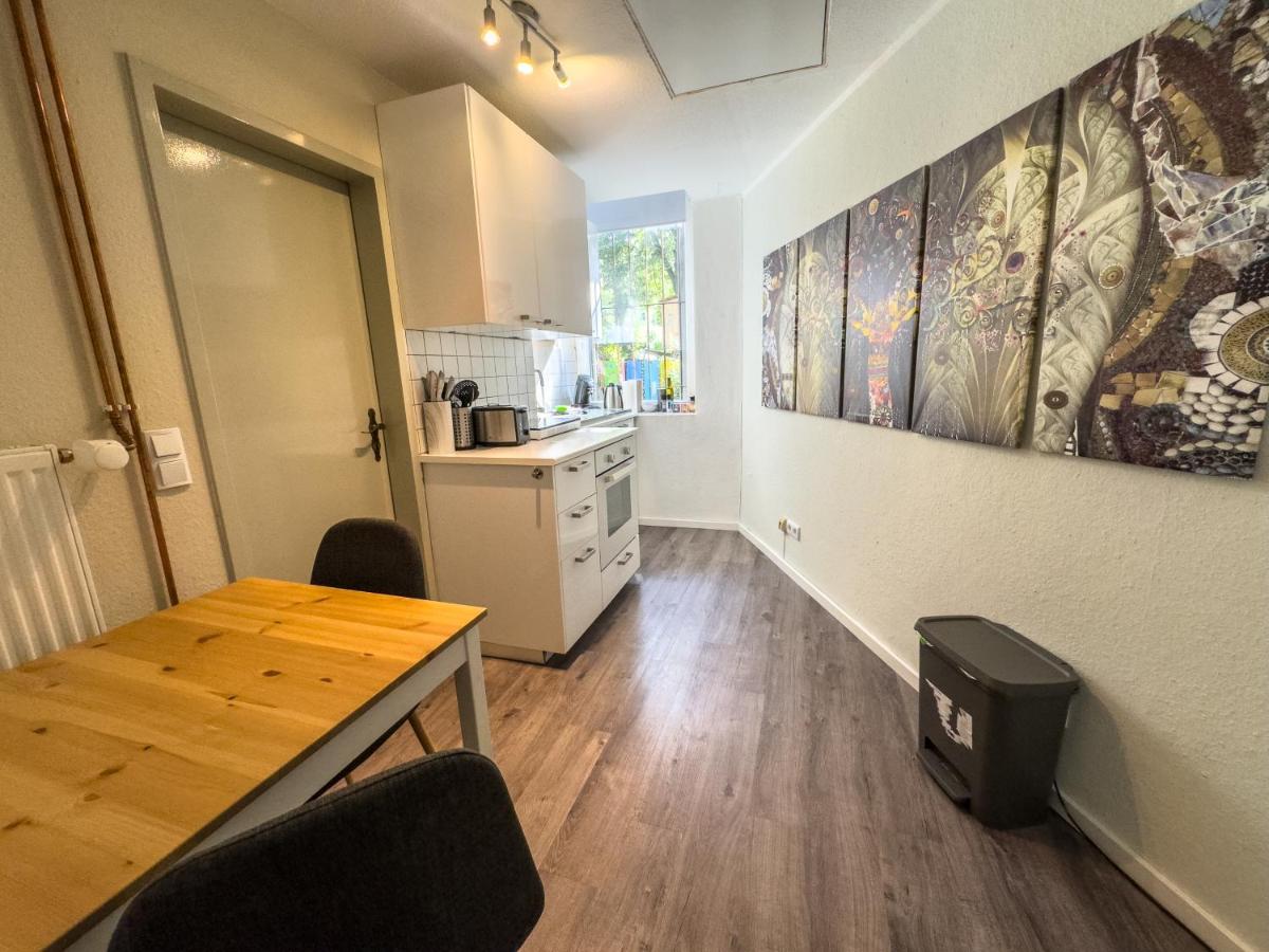 Schöne Wohnung für 4 Gäste an der Eilenriede mit kostenlosen Parkplätzen - Housity