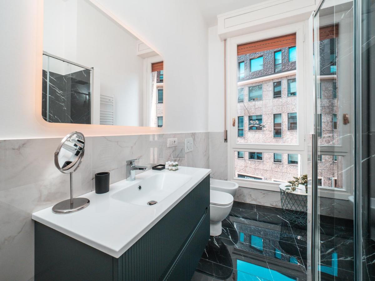 Keys of Italy - Piazza Vetra Roomy apartment - Housity