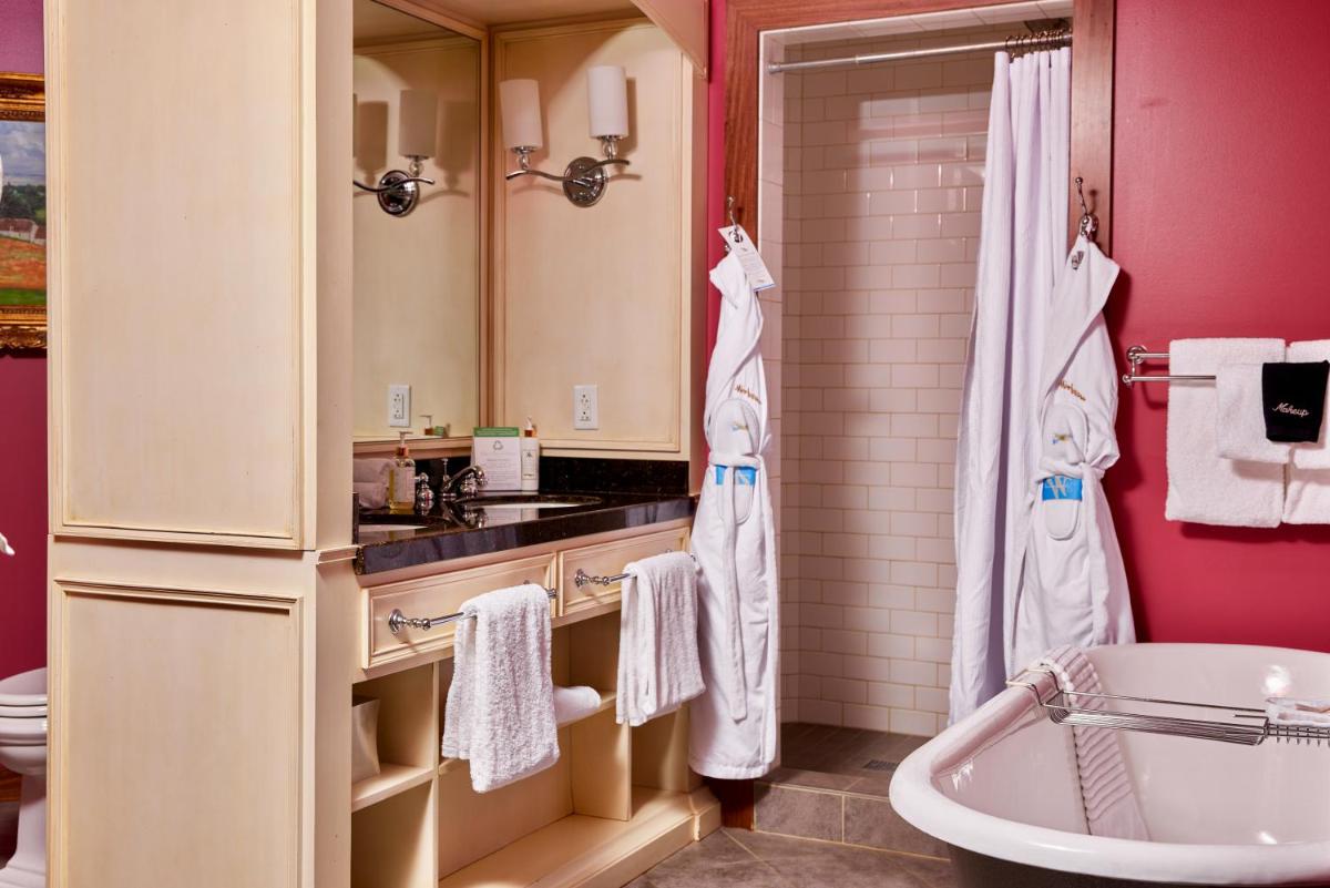 Mirbeau Inn & Spa - Plymouth - Housity