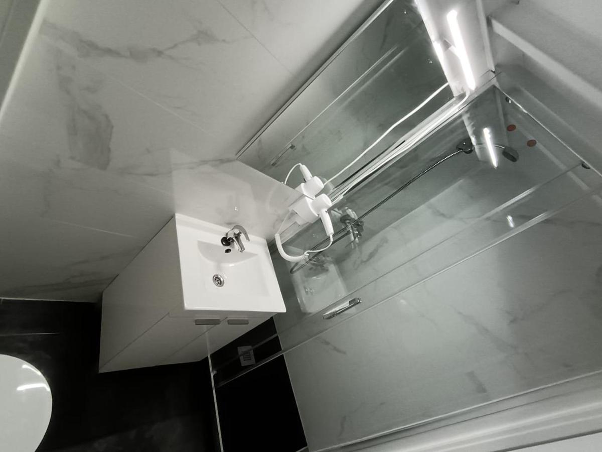 Aparsol Apartments - Housity