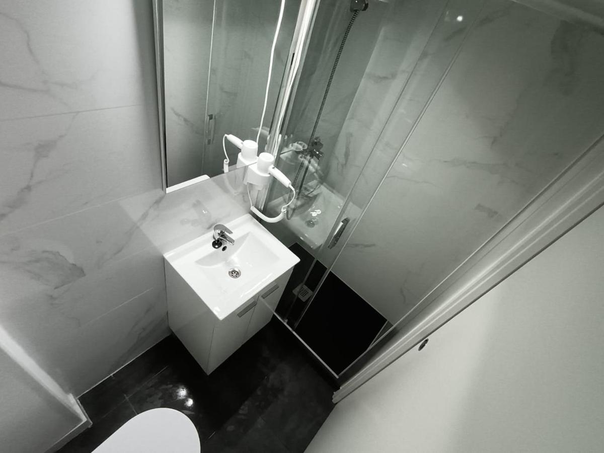 Aparsol Apartments - Housity