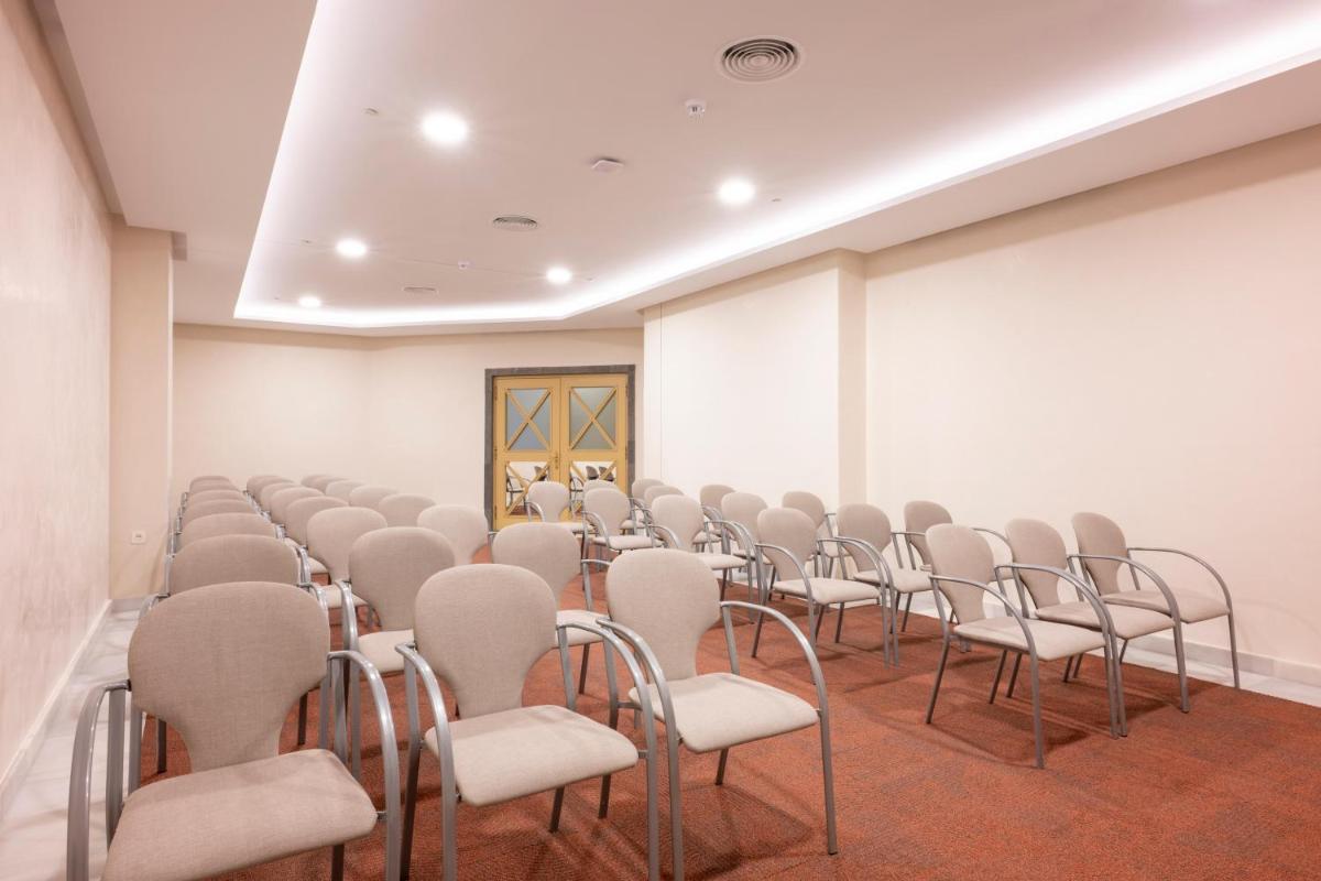 Zona business o sala de conferencias en GF GRAN COSTA ADEJE*****