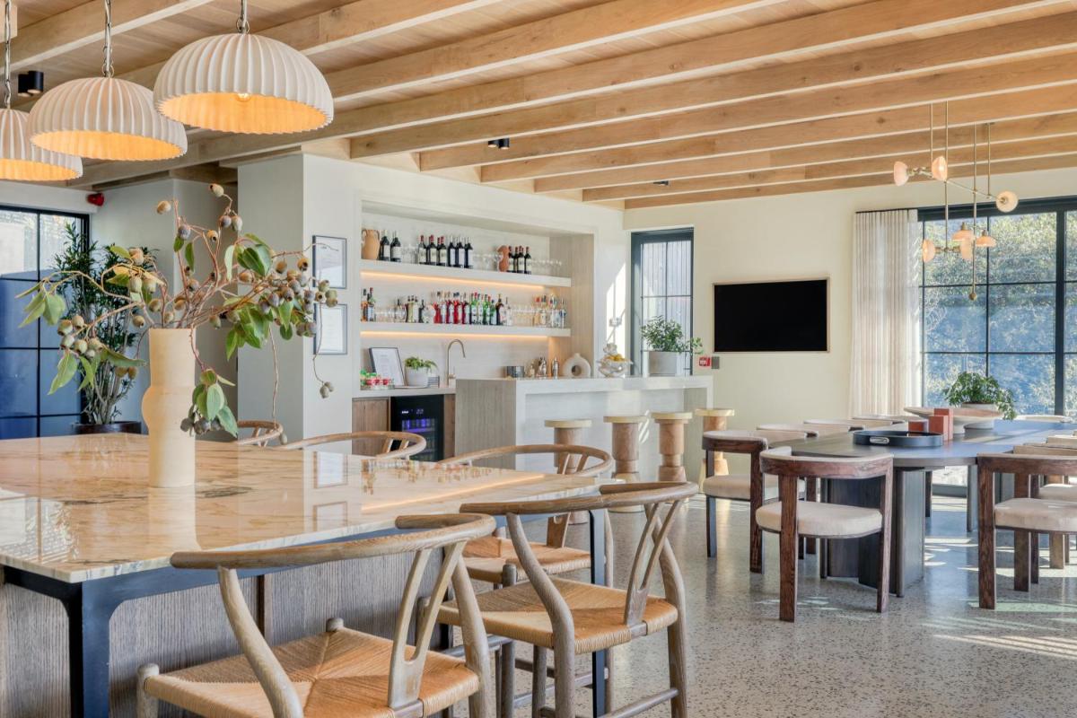 Villa Lion View Private Luxury Retreat - Housity