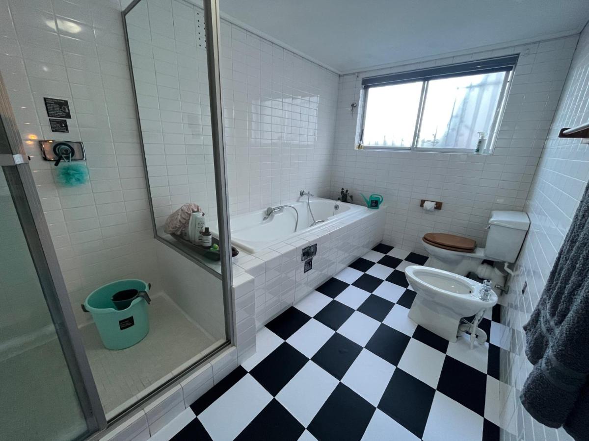 Seaside Getaway @ Swallow House Suite #1 - Housity