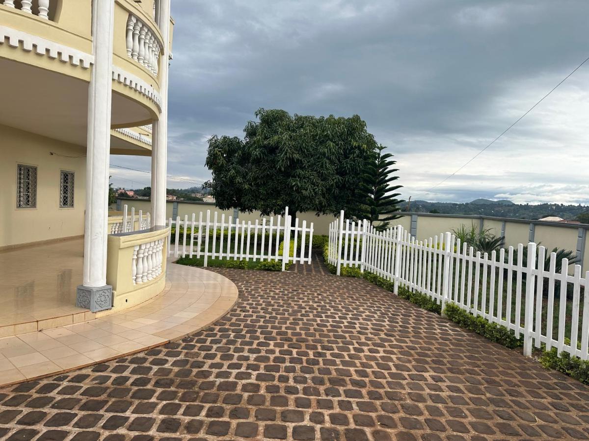 MANOIR DES PRINCESSES BAFOUSSAM - Housity