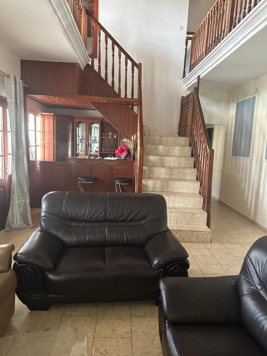 MANOIR DES PRINCESSES BAFOUSSAM - Housity